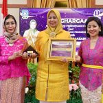 Dewi Ansar Terima Penghargaan Sebagai Dewan Pembina PPI Terbaik Nasional 2022