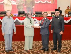 Penyampaian LKPJ Tahun 2022 Oleh Wakil Gubernur Kepri Kepada DPRD Provinsi Kepri