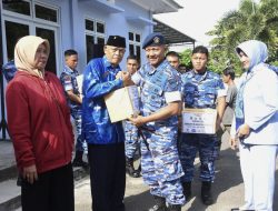 Lanud Raja Haji Fisabilillah Laksanakan Kegiatan Bakti Sosial Dalam Rangka Hari Bakti TNI AU Ke-76.