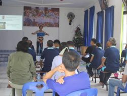 24 Napi Lapas Narkotika Tanjungpinang Laksanakan Ibadah Natal
