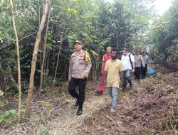 Kapolsek Bintan Timur Peduli Warga Kurang Mampu, Beri Bantuan