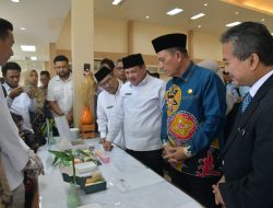 Gubernur Kepri Lantik PPIH Embarkasi Batam, Tekankan Pelayanan Prima Jamaah Haji