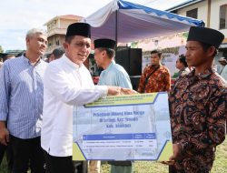 Gubernur Ansar Serahkan Bantuan Kemasyarakatan & Groundbreaking Sejumlah Paket Strategis 2024 di Anambas