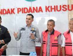 PENYERAHAN TERSANGKA DAN BARANG BUKTI (TAHAP II) PERKARA DUGAAN TINDAK PIDANA KORUPSI DALAM KEGIATAN PEMBANGUNAN POLDER PENGENDALI BANJIR JL. PEMUDA GANG NATUNA KELURAHAN TANJUNG AYUN SAKTI, KECAMATAN BUKIT BESTARI KOTA TANJUNGPINANG