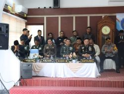 Kapolres Labuhanbatu Hadiri Rapat Paripurna DPRD Pengumuman Hasil Penetapan Bupati dan Wakil Bupati Terpilih