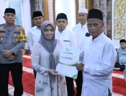 Perkuat Silaturahmi Di Bulan Ramadhan Bupati Labuhanbatu dan Wakapolres Labuhanbatu Gelar Safari Ramadhan Di Masjid Riyadus solihin Kecamatan Bilah hulu