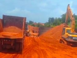 Dua Trip Tongkang Loading Bauksit PT Hermina Diduga Melanggar Hukum, LSM-PERANG Soroti Arogansi dan Penyalahgunaan Kewenangan
