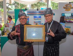 Terima Penghargaan Pelestarian Bahasa Daerah, Lis Sampaikan Apresiasinya