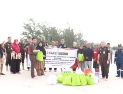 Peringati HUT ke-74 PERSAJA, Kajati Kepri Gelar Bakti Sosial di Dua Menara Suar Terpencil