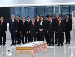 Lantik Pejabat Struktural dan Fungsional, Wamen Ossy Minta Jajaran Bekerja Adaptif terhadap Tantangan Zaman