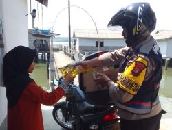 Program Gerakan Pangan Murah, Pendistribusian Kebutuhan Pangan Rumah Ke Rumah Melalui Bhabinkamtibmas Tanjung Unggat