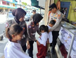 Kapolresta Tanjungpinang Salurkan Bantuan Sekolah untuk Anak Korban Kebakaran di Jalan H. Agus Salim