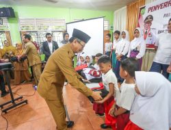 Pemko Tanjungpinang Perkuat Pemerataan Pendidikan Lewat Seragam Gratis dan Revitalisasi Sekolah