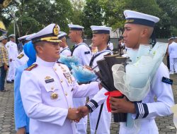 Wadan Kodiklatal Kukuhkan 93 Siswa Dikmata TNI AL SATDIK 1 Tanjung Uban