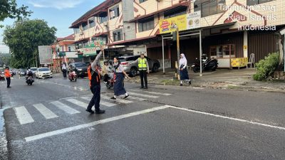 Sat Lantas Polresta Tanjungpinang Gelar Strong Point Pagi, Wujudkan Pelayanan Prima bagi Masyarakat