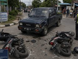 Satu Pengendara Tewas dalam Kecelakaan Pick Up dan Dua Motor di Jalan RH Fisabilillah