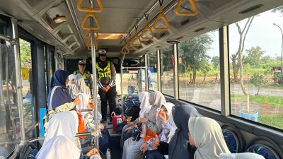 Satlantas Polresta Tanjungpinang Tanamkan Kesadaran Berlalu Lintas kepada Pelajar