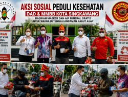 Cegah Dampak Kabut Asap, Kolaborasi DAD dan MMBB Singkawang Gelar Aksi Sosial Bagikan Ribuan Masker dan Air Mineral